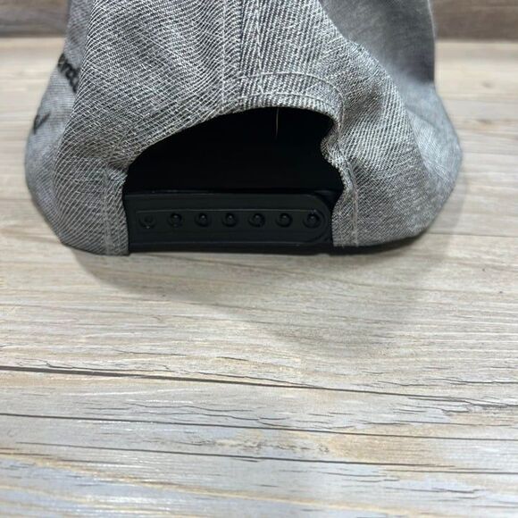 Disney Mickey Mouse Wearing Glasses Disney Parks Authentic Original Snapback - Picture 3 of 6